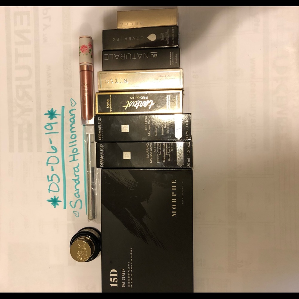 NEW HIGH-END MAKEUP LOT/ NEVER SWATCHED!